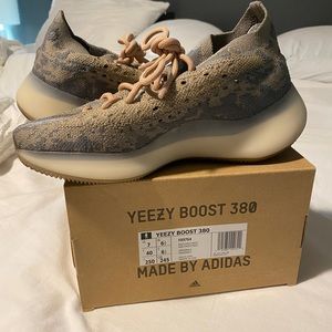 Yeezy boost 380 mist size 7 mens